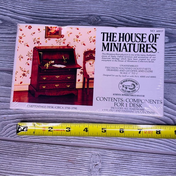 Sealed new The House of miniatures Chippendale desk 40017 dollhouse toy doll - Picture 5 of 5